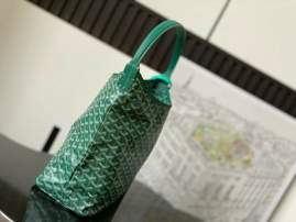 Picture of Goyard Handbags _SKUfw225675173fw